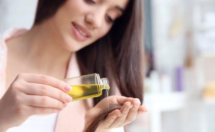 How To Use Bhringraj Oil For Hair Growth